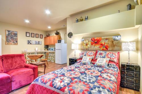 Hazel Dell Apartment | Inviting Studio with Patio, 15 Mi to Portland!