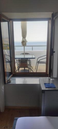 Piqeras House | Ionian Sunset House