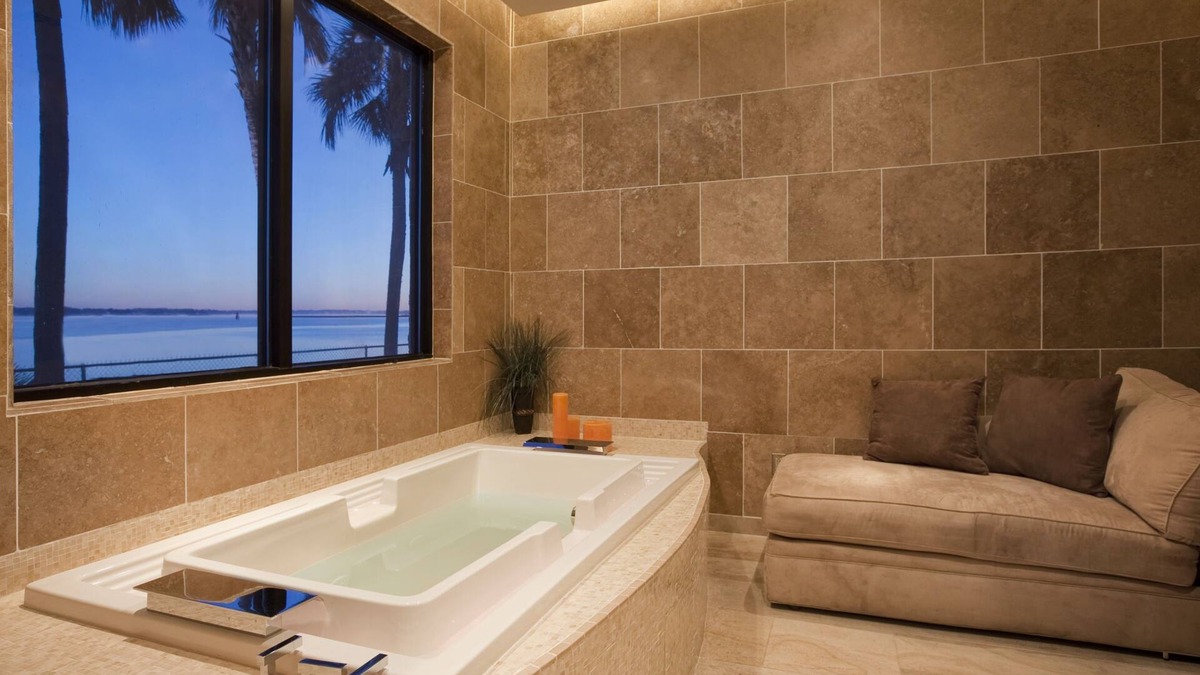 East Biloxi Resort | IP Casino Resort Spa - Biloxi