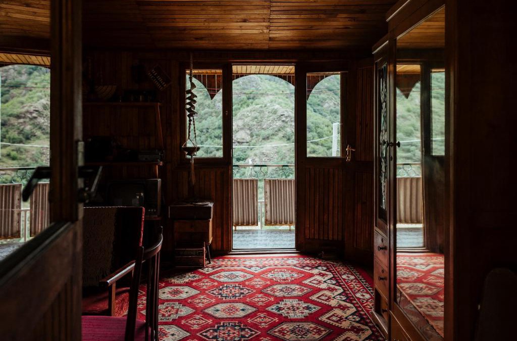 Alaverdi Bed & Breakfast | IRIS B&B in DEBED CANYON