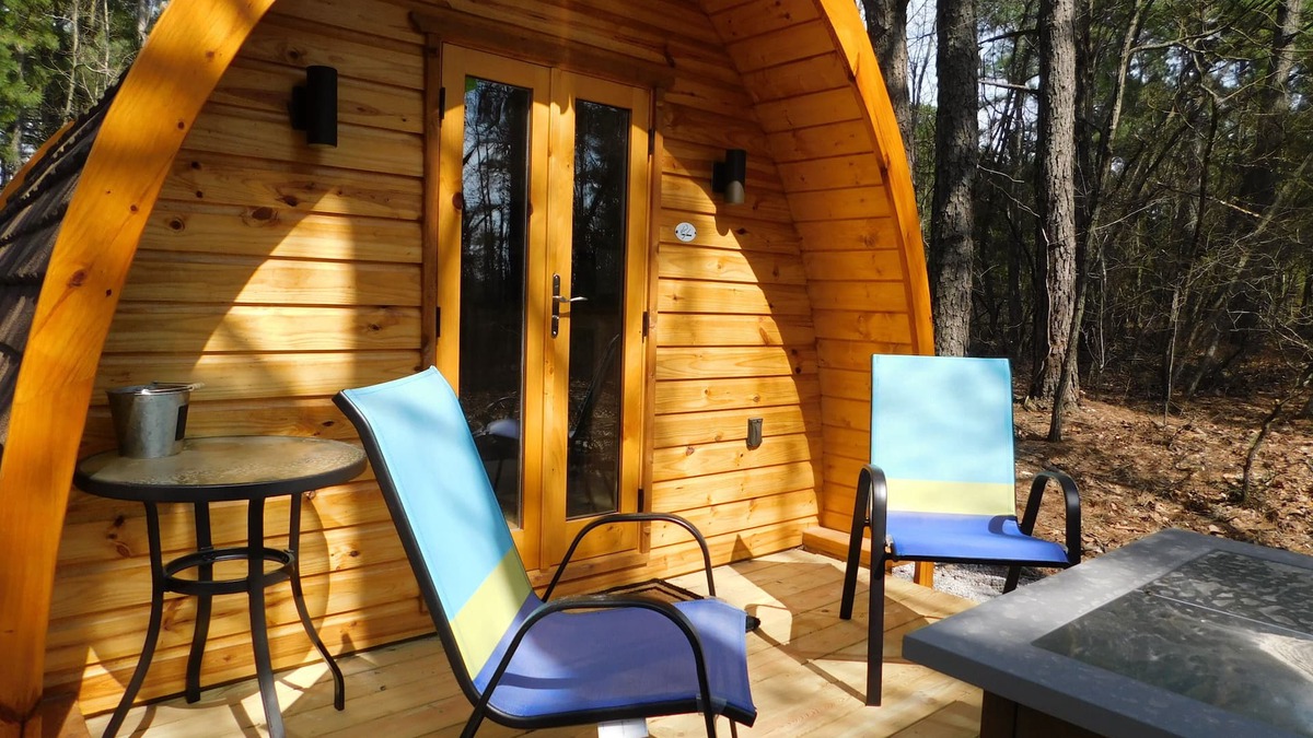 Eureka Springs Cottage | Iris Hill Glamping -"Ted" pod - 5th night FREE