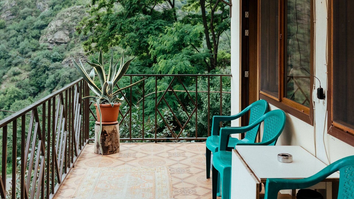Alaverdi Bed & Breakfast | IRIS mini hotel
