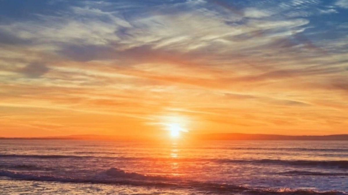 Enniscrone House | Irish Holiday-Enniscrone, Co Sligo, Adjacent to Enniscrone Golf, family oriented
