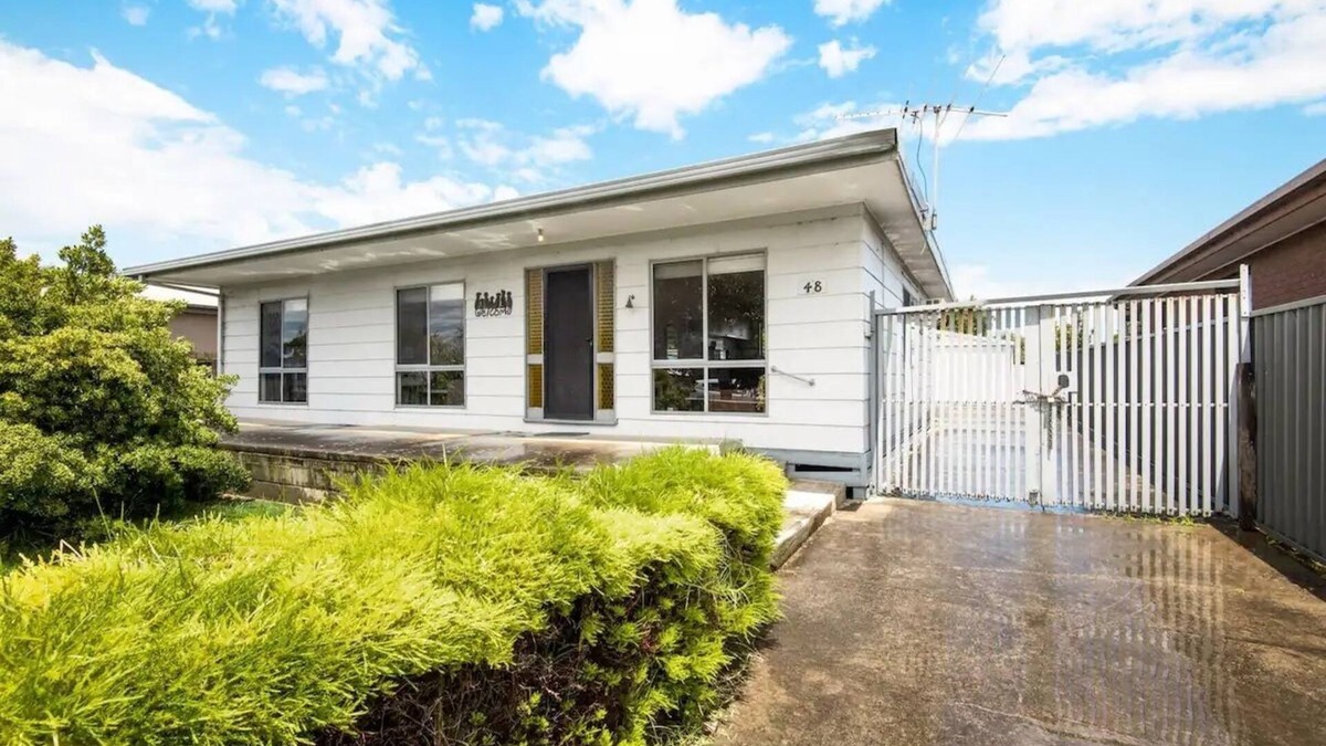 Portarlington House | Iron Dog Retreat