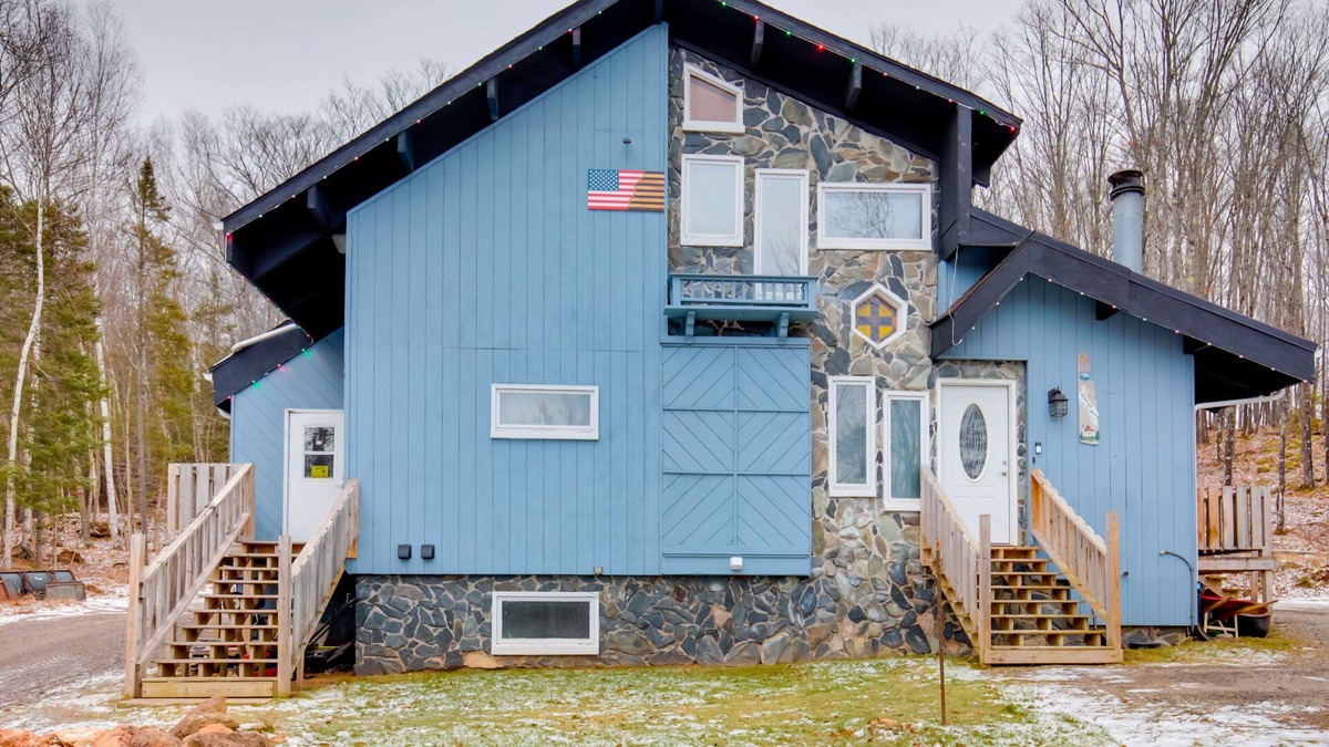 Stambaugh Condo | Iron River Condo w/Gas Grill Near Skiing + Hiking