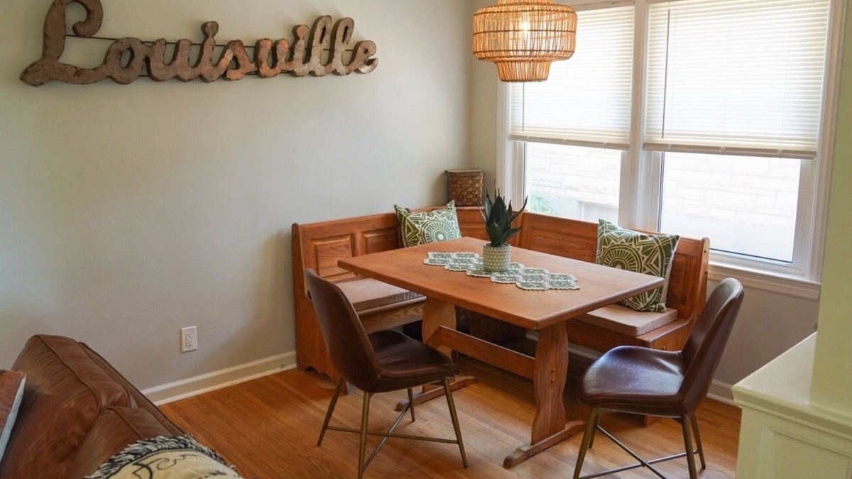 Louisville House | Iroquois Park Retreat Near Expo Center and Airport