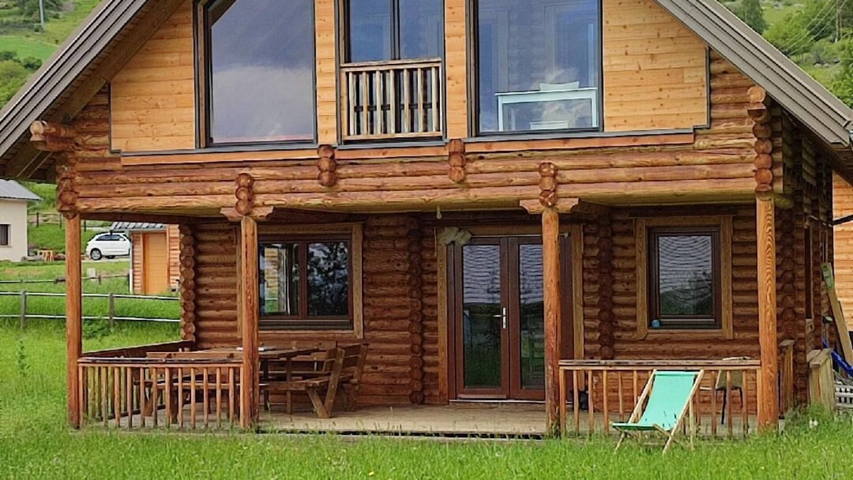 Saint-Michel-de-Chaillol Ski Chalet | Irresistible log cabin, facing south, valley view, close to trails and hiking.