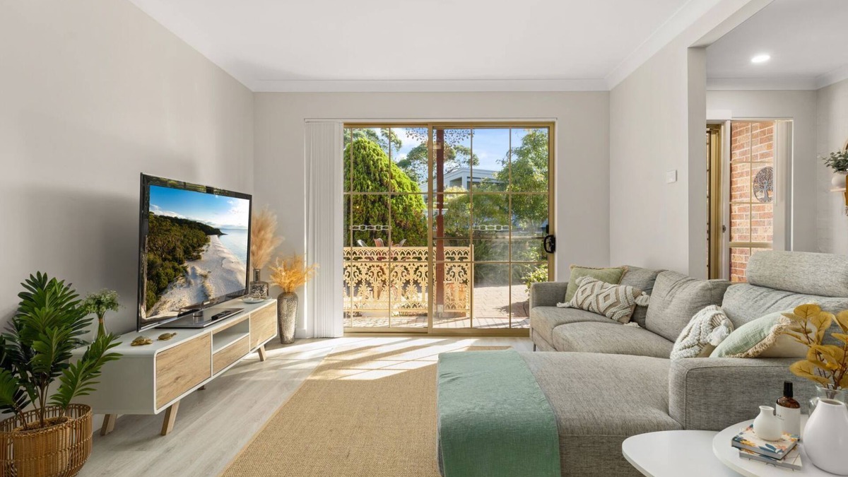 Huskisson House | Irrilassa by the Beach by Experience Jervis Bay
