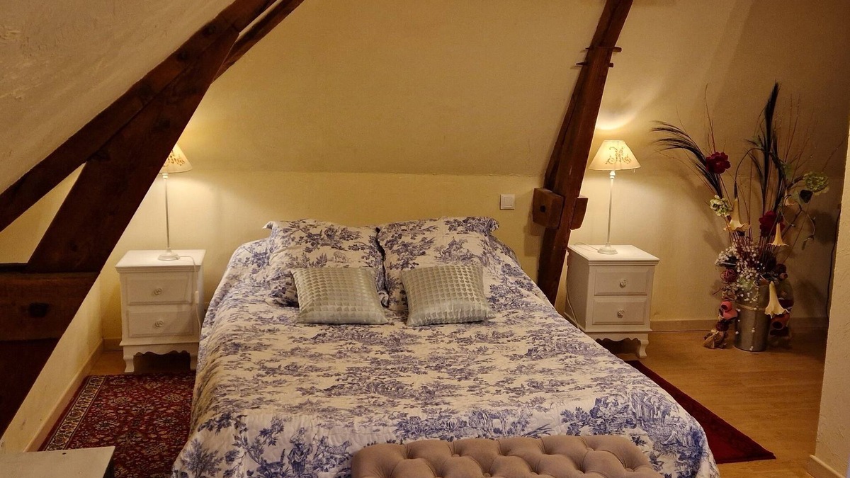 Lunay House | Isabelle's gîte in the Domaine du Château de la Mézière