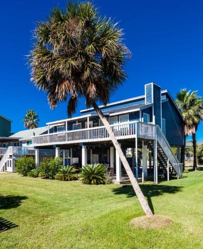 Pirates Beach House | Island Breeze