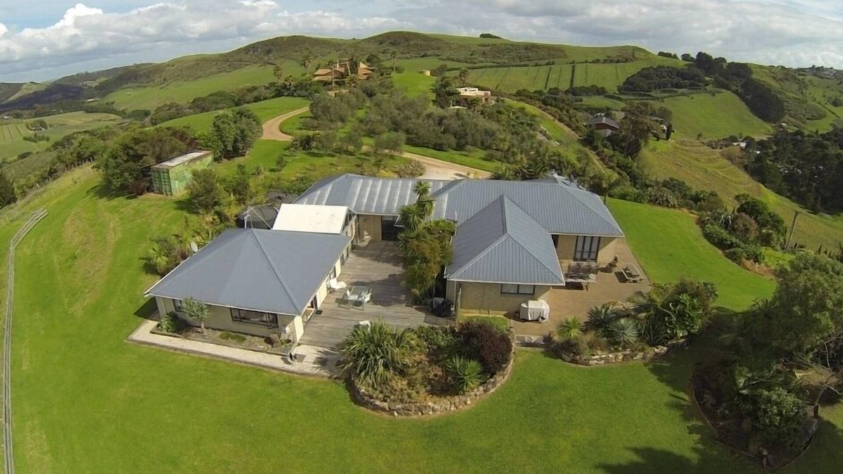 Onetangi House | Island Dream Accommodation