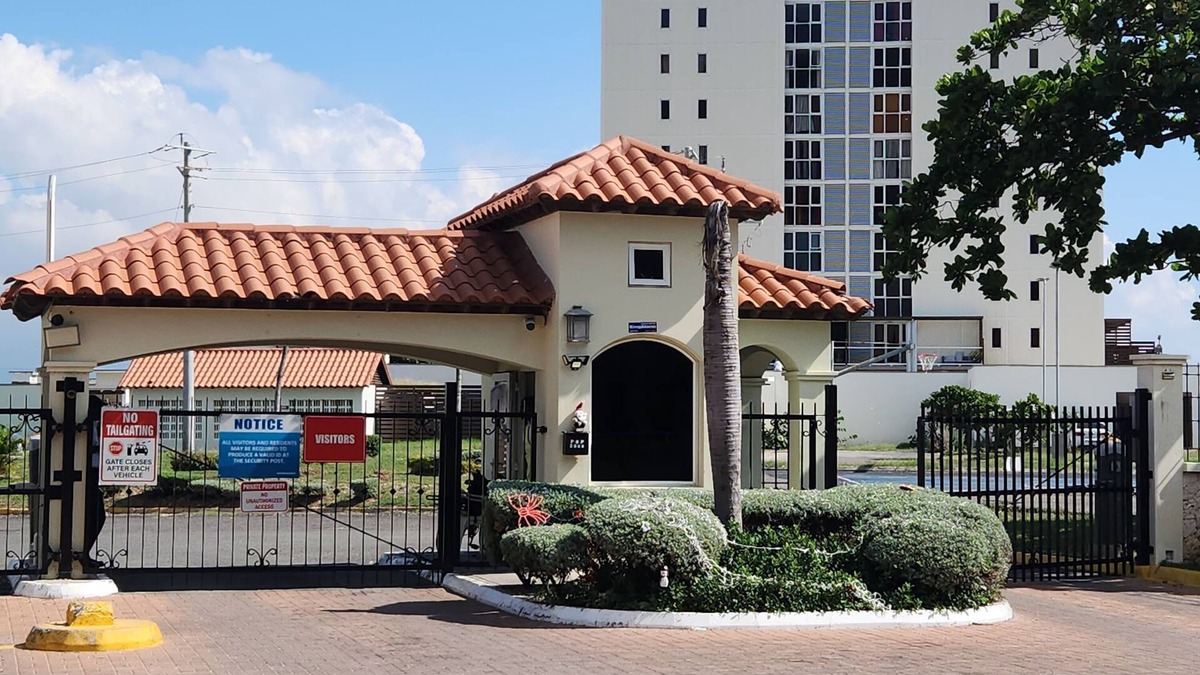 Portmore Condo | Island Getaway Condo Bayside Portmore Jamaica
