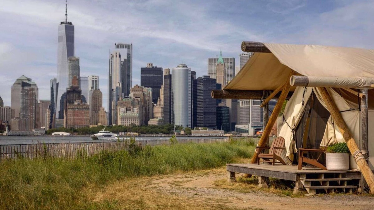 Manhattan Cabin | Island Glamping + Michelin dining & Skyline View