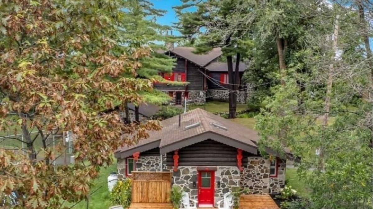 Plantagenet Cottage | Island Living - newly remodeled cottage