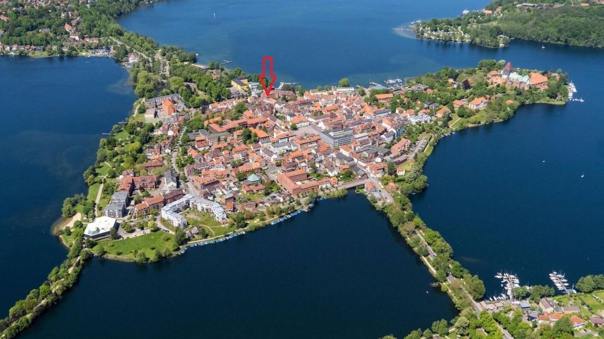 Ratzeburg Apartment | Island nest - in the middle of the city island