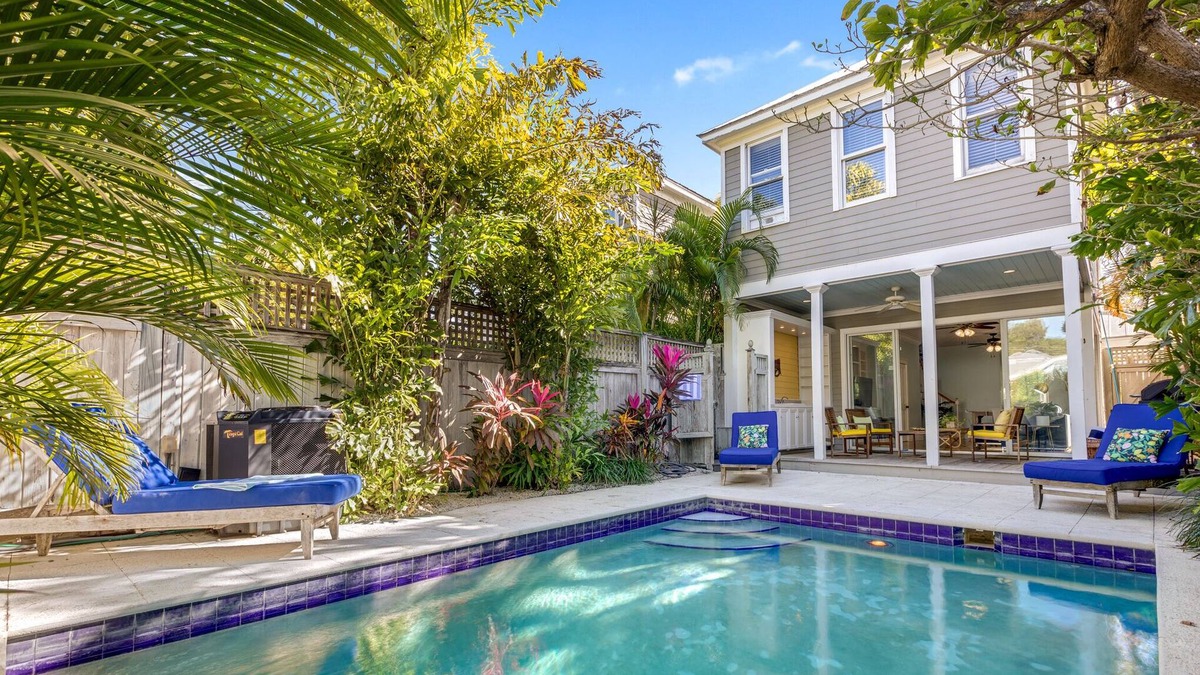 Old Town House | ISLAND OASIS ~ Stylish 2 Bedroom, 2 Bath Home w/Private Heated Pool!