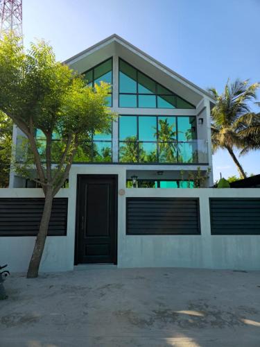 Velidhoo House | Island Pearl Escape