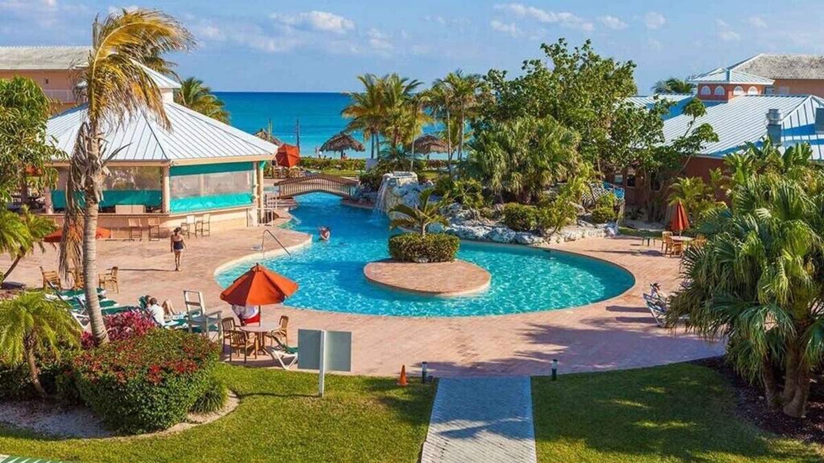 Williams Town Condo | Island Seas Resort 2 bedroom. Reserve with licensed broker. Book now!