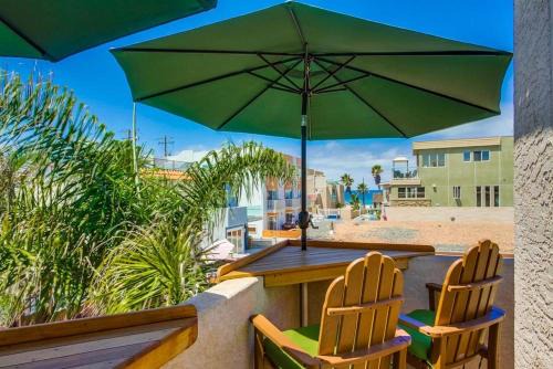 Mission Beach House | Island Style