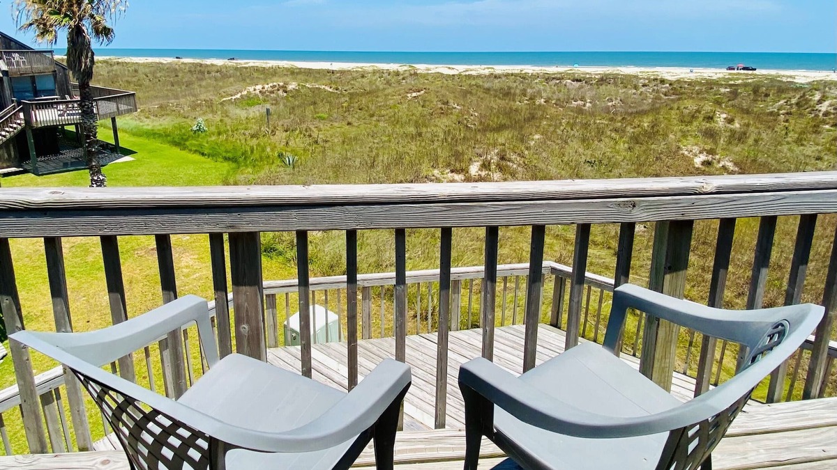 Matagorda Condo | Island Time - Beachfront Condo w/Pool Access