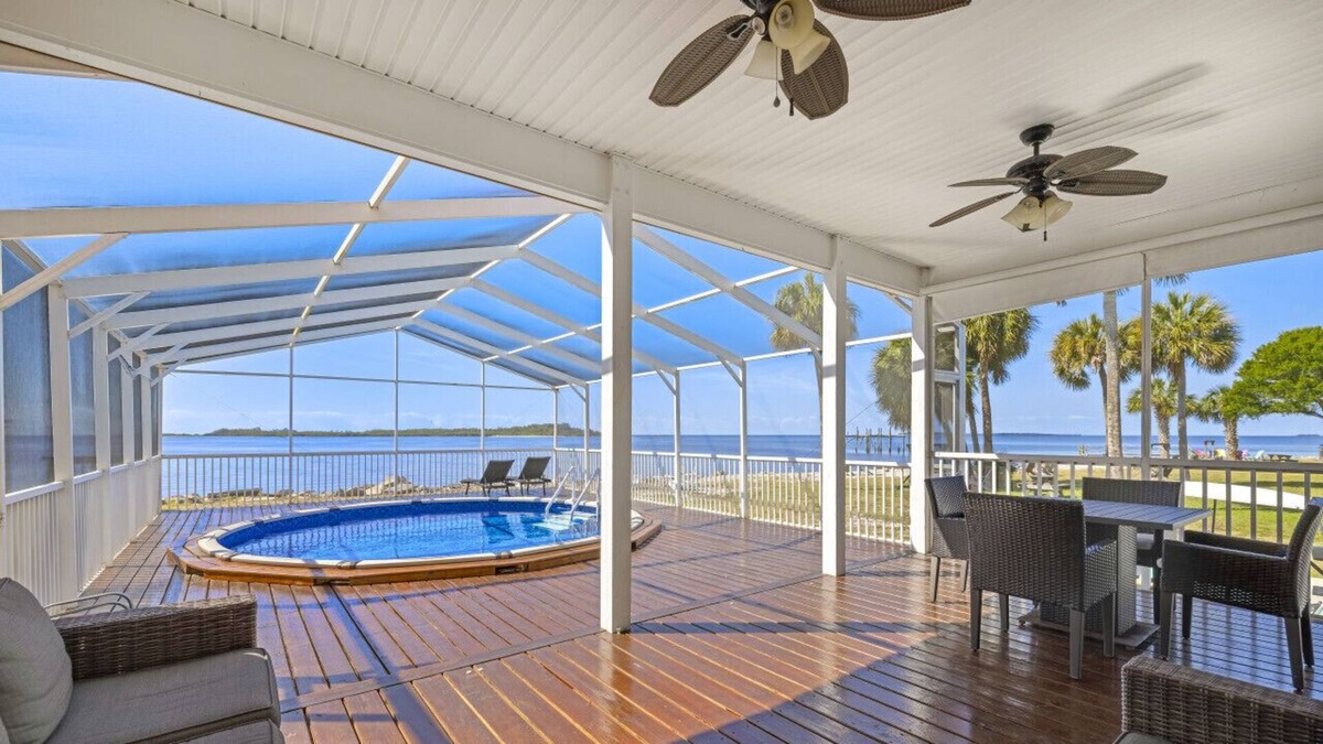 Cedar Key House | Island Time: Gulf Front Views Downtown with a Private Pool