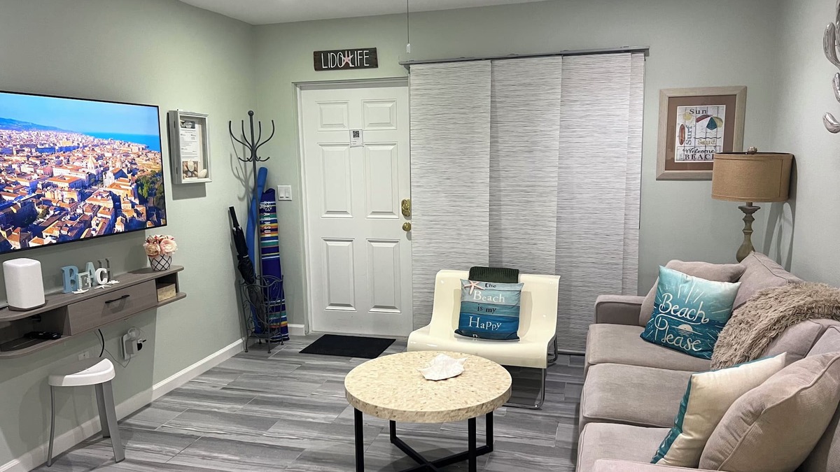 Sarasota Condo | Island Vibes + Modern Comfort at Lido Beach!