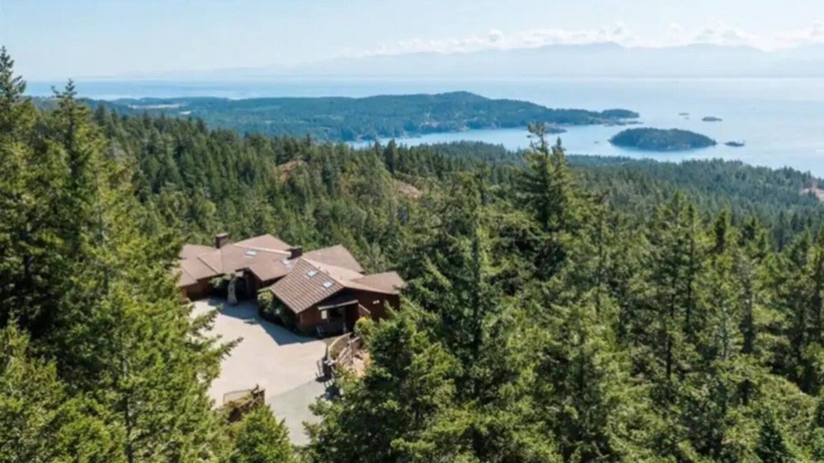Sooke Villa | Island Villa with breathtaking Views
