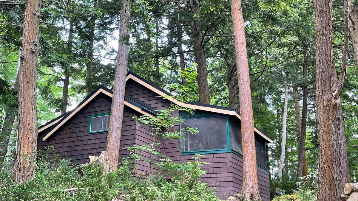 Town of Diana Cabin | ISLAND with PRIVATE BEACH "LOON ISLAND"