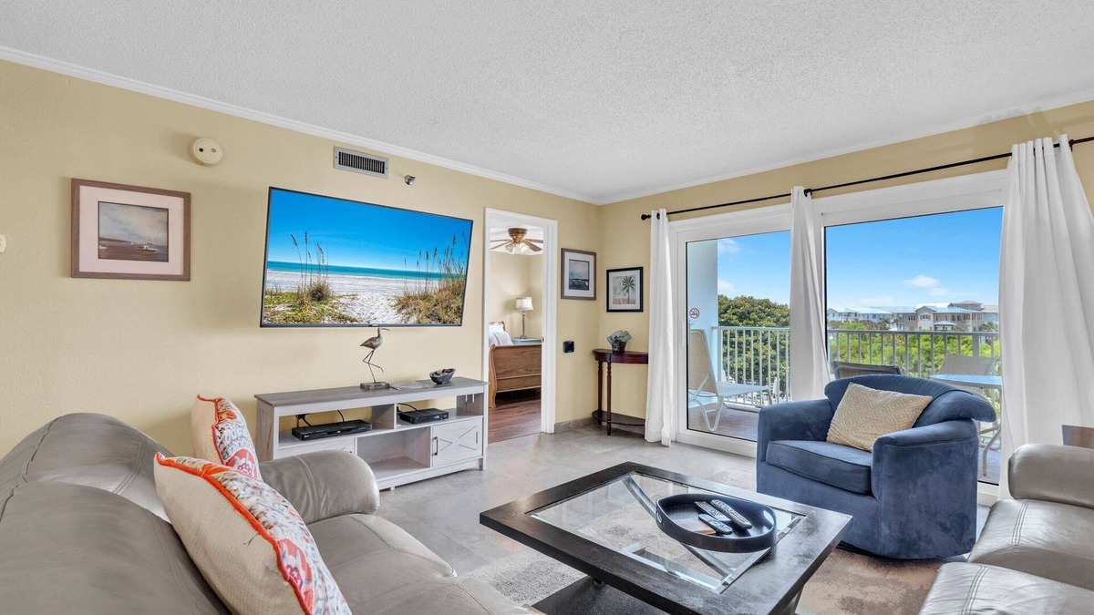 North West Florida Condo | Islander 318-Private Beach Access-Fab Amenities