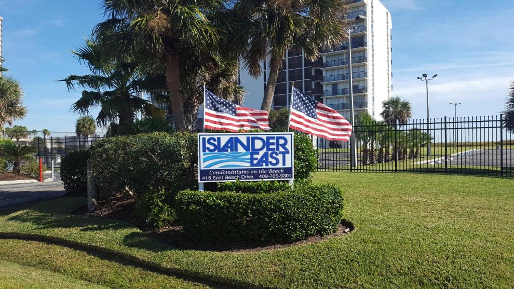 Galveston Resort | Islander East Condominiums