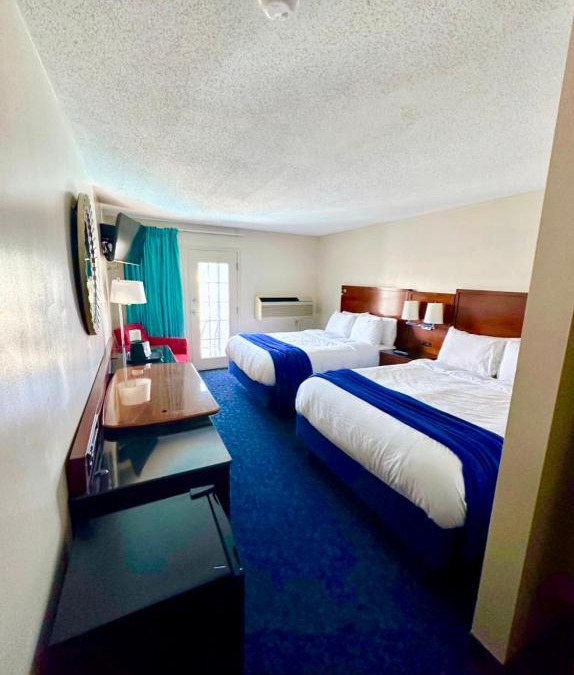 Put-in-Bay Hotel | Islander Inn