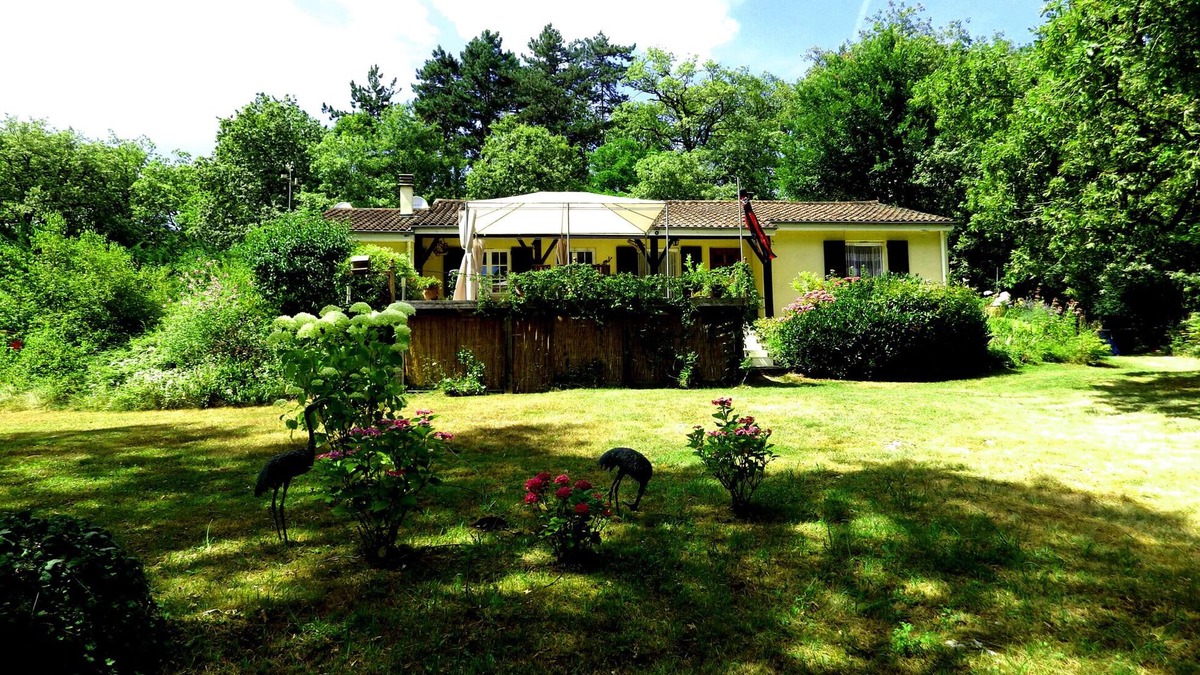 Baladou House | Isolated tranquil woodland setting.
