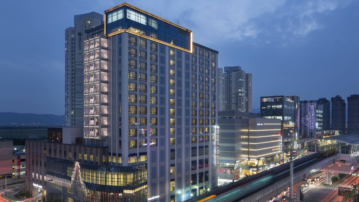 Gimhae Hotel | Isquare Hotel