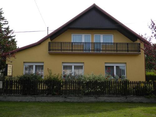 Balatonkeresztur Apartment | István Ház