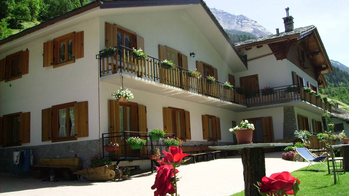 Rhemes-Saint-Georges Apartment | Appartamento in Valle d'Aosta per 5-7 persone