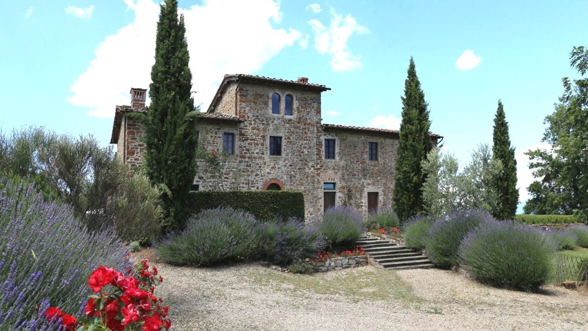 Lucolena Villa | Private villa with swimming pool in Chianti, Tuscany