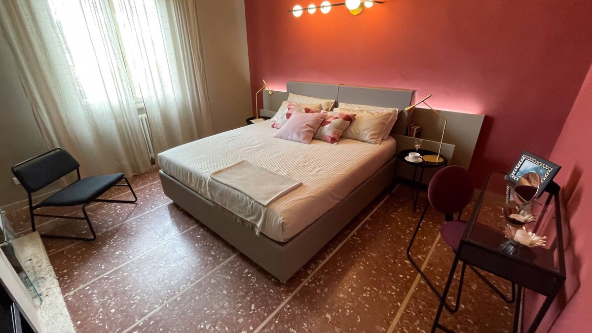 Tirrenia Apartment | Tirrenia 250m from the Beach House with Terrace and Garden