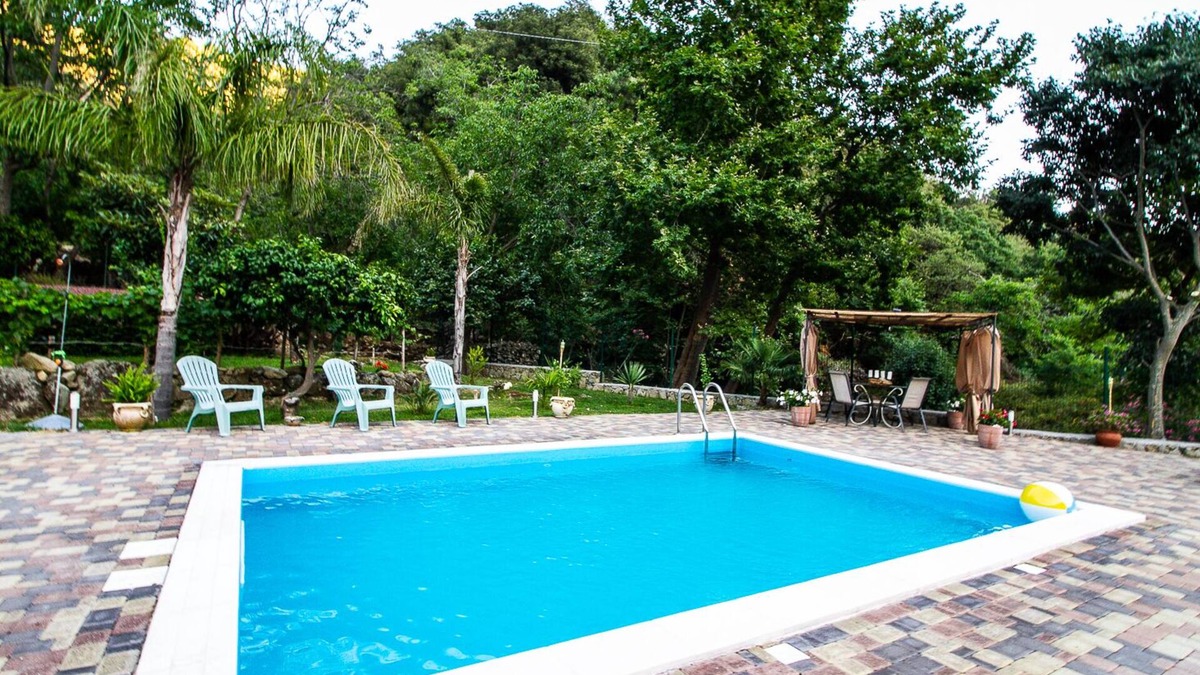 Motta Camastra Villa | The Muse Country House POOL -Gole Alcantara