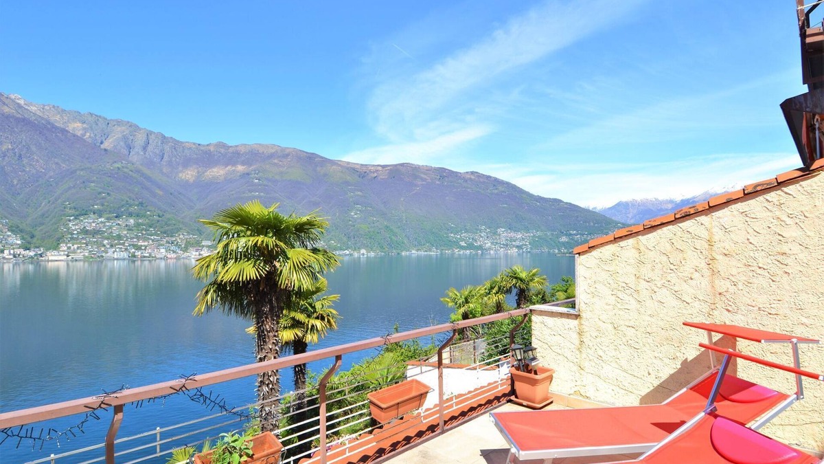 Pino Lago Maggiore Apartment | Apartment in Italy with Lake and Mountain Views