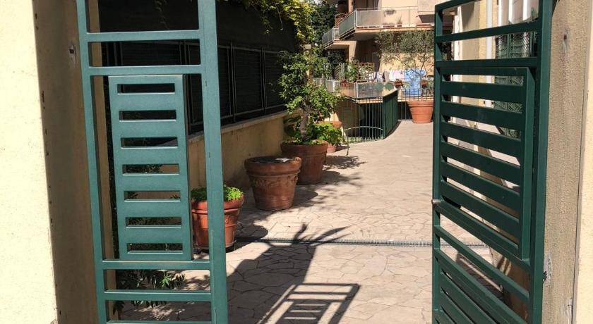 Gianicolense Apartment | 60 m² Apartment ∙ 2 bedrooms ∙ 5 guests