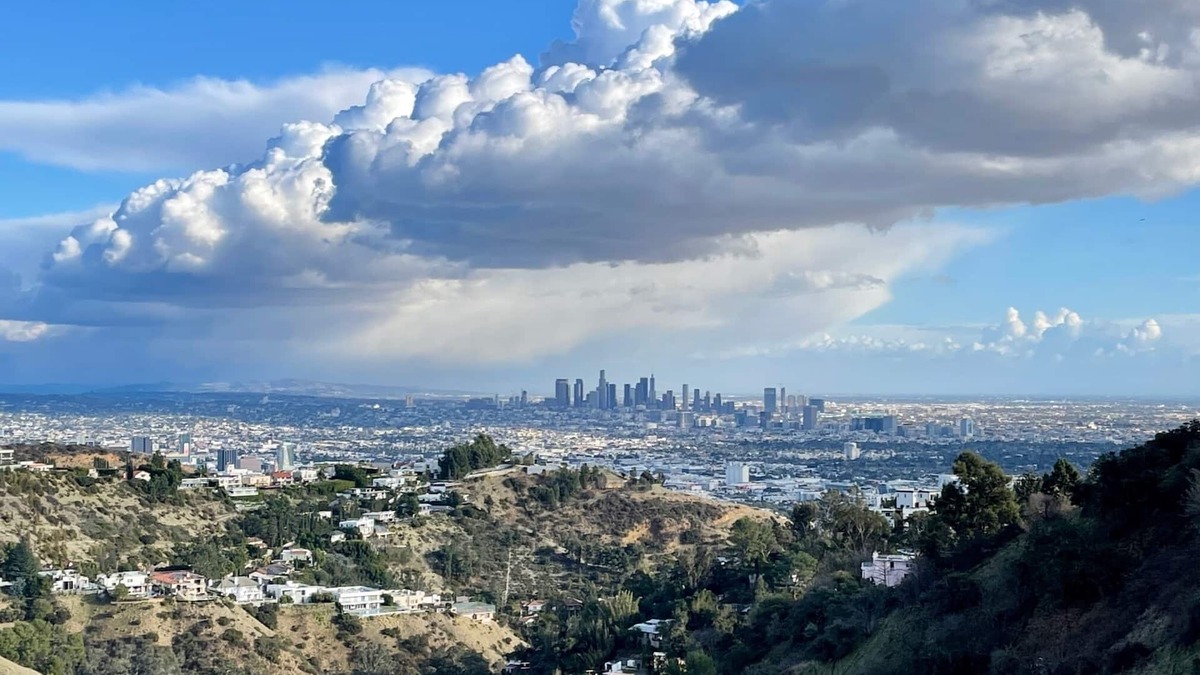 Hollywood Hills West Apartment | It's all about the view: STUDIO 1080 HOLLYWOOD = JETLINER VISTAS of Downtown LA!