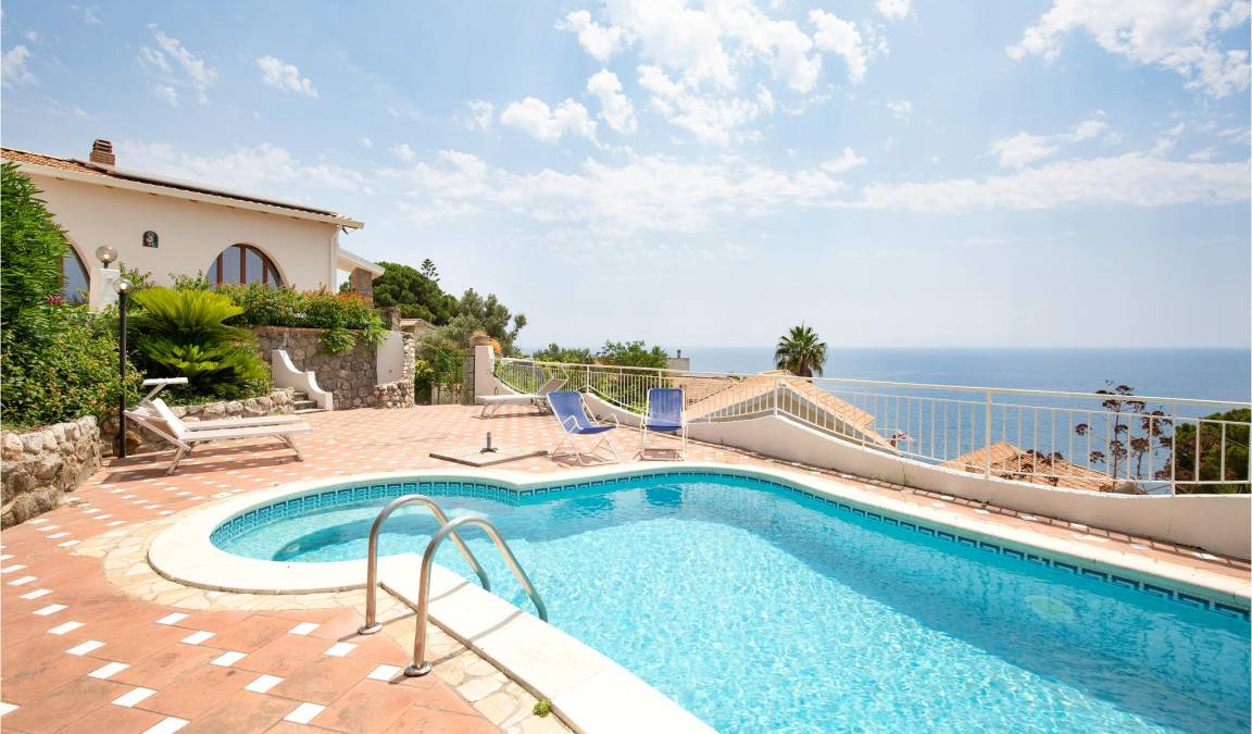 Santa Maria del Mare Torrazzo House | 150 m² House ∙ 3 bedrooms ∙ 7 guests