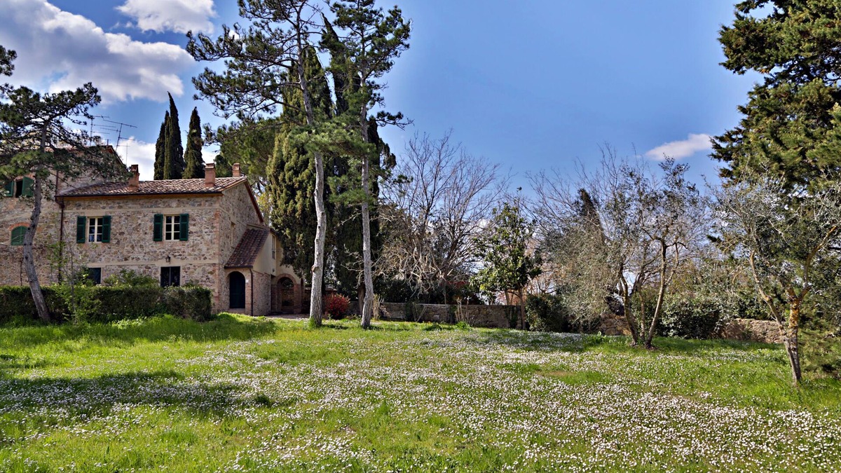 Civitella Paganico Apartment | Casa Amiata: Large Charming Cottage on beautiful estate in Tuscany: Casa Amiata