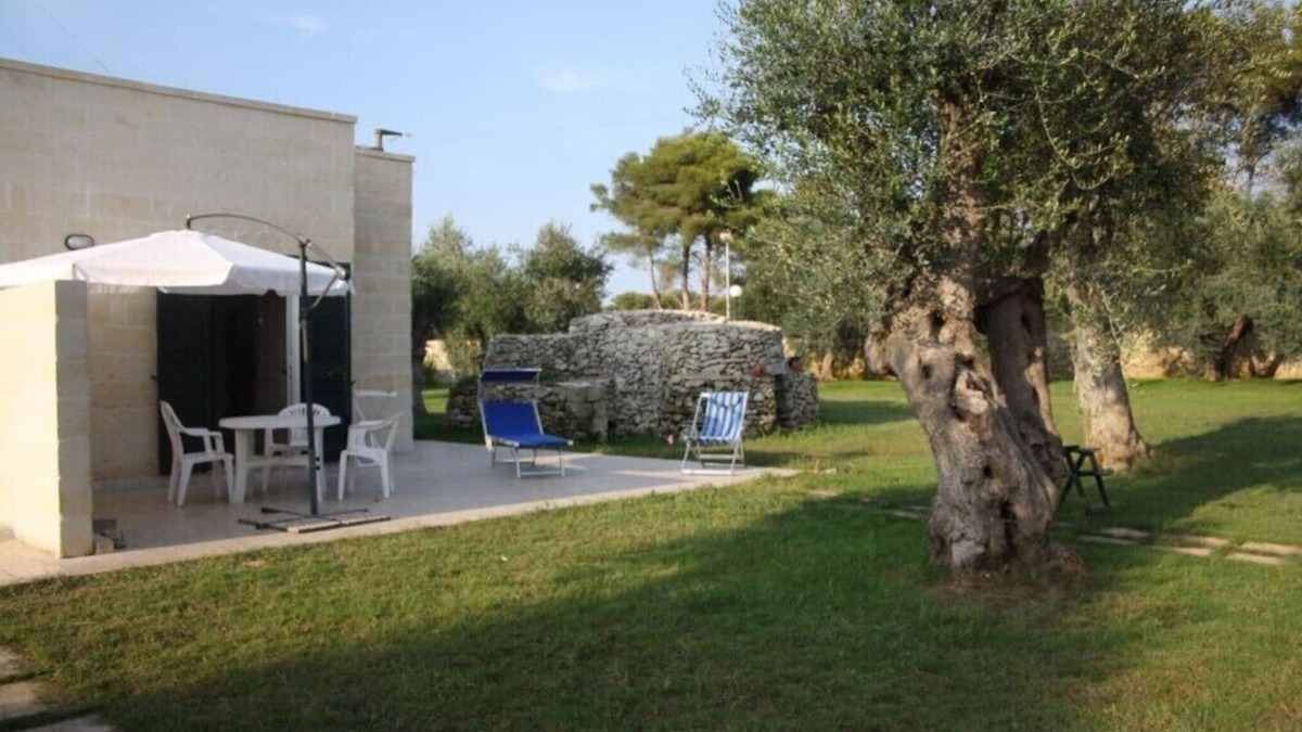 Torre Specchia Ruggeri House | sea and olive trees holiday home 2