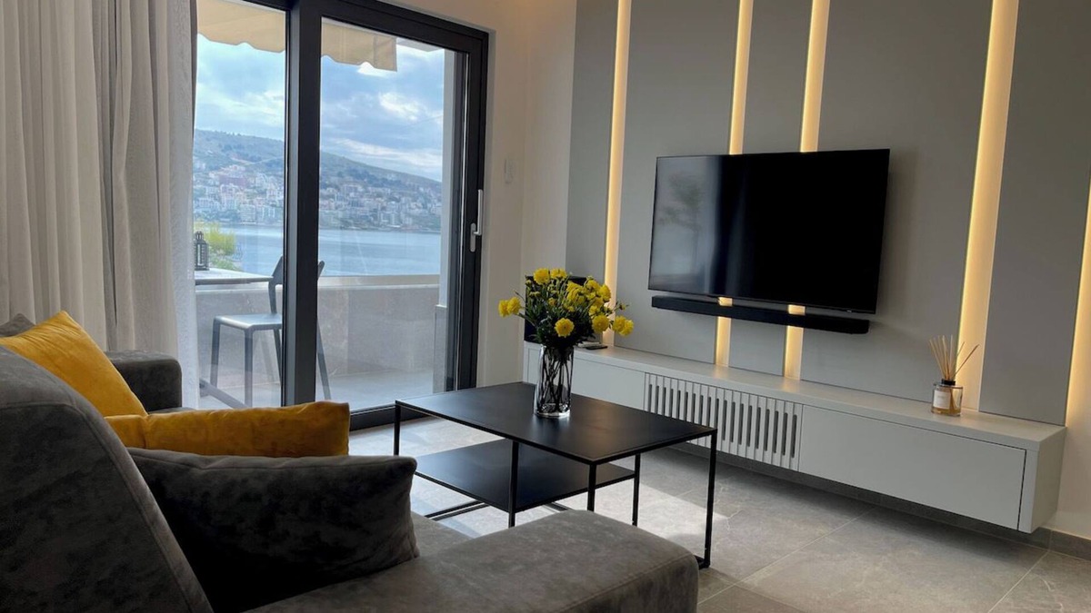 Kodrra Apartment | Italian design apartment for a refined explorer of new destinations.