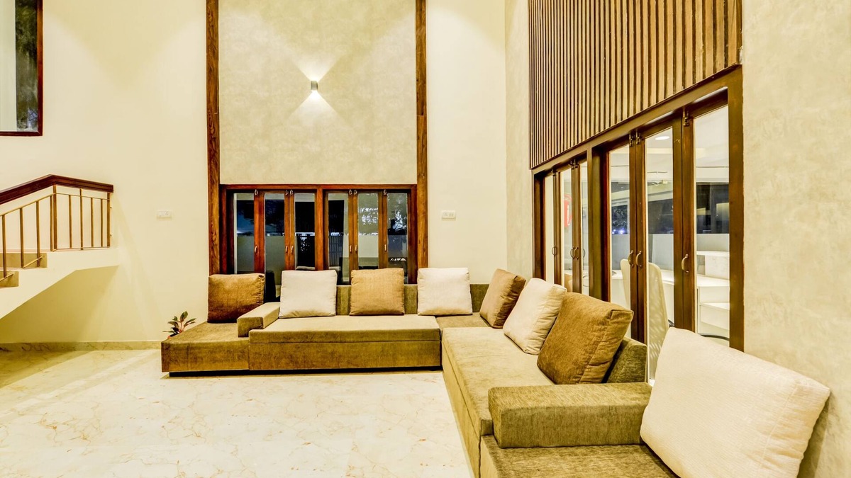 Velachery Hotel | Itsy Hotels Mirra