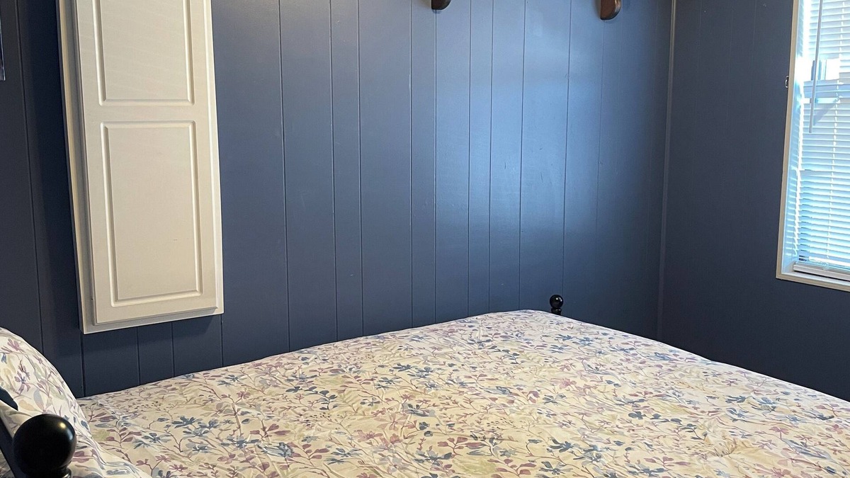 Blaine County House | IV Rozes Ranch Charming 3-bedroom country house with AC and WiFi in Longdale.