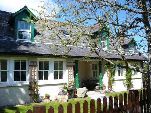 Braemar House | Ivy Cottage Bed and Breakfast