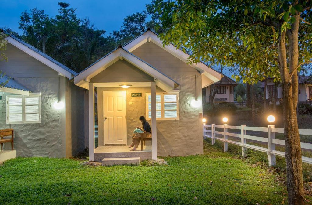Mittaphap Resort | Ivy Cottage by Qiu