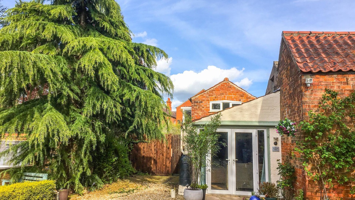 Sleaford Cottage | IVY HOUSE BARN, pet friendly, character holiday cottage in Heckington
